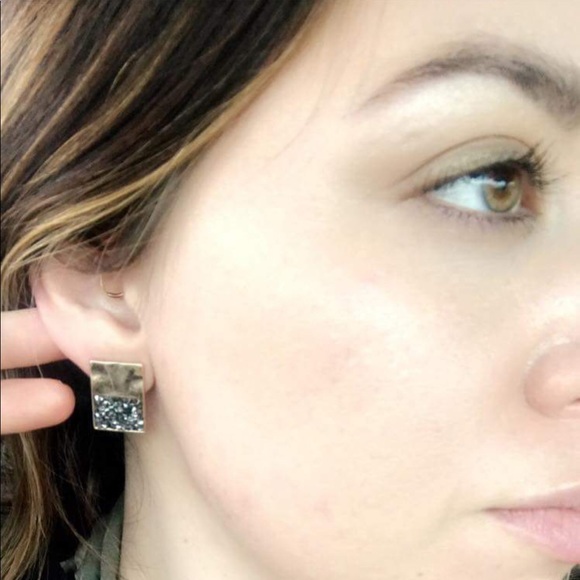 Story by Davinci Jewelry - ***SOLD*** Adorable Earrings